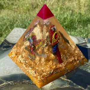 Birds of a feather pyramid art piece